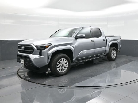 2025 Toyota Tacoma 4WD SR5