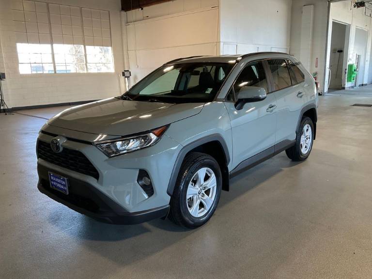 2021 Toyota RAV4 XLE
