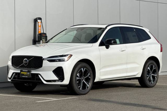 2026 Volvo XC60 B5 Core