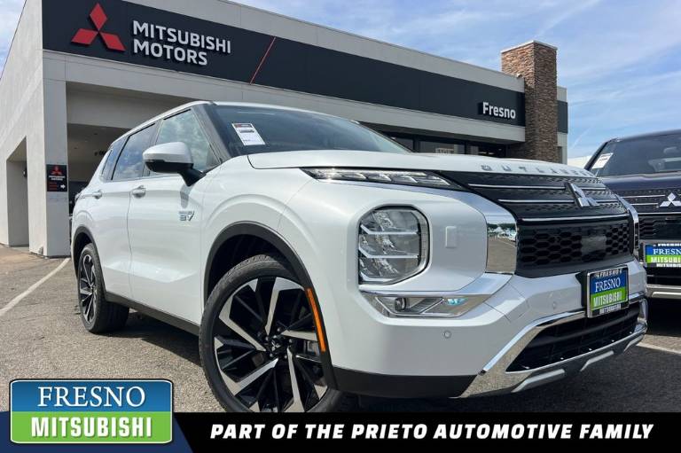 2025 Mitsubishi Outlander Phev SE