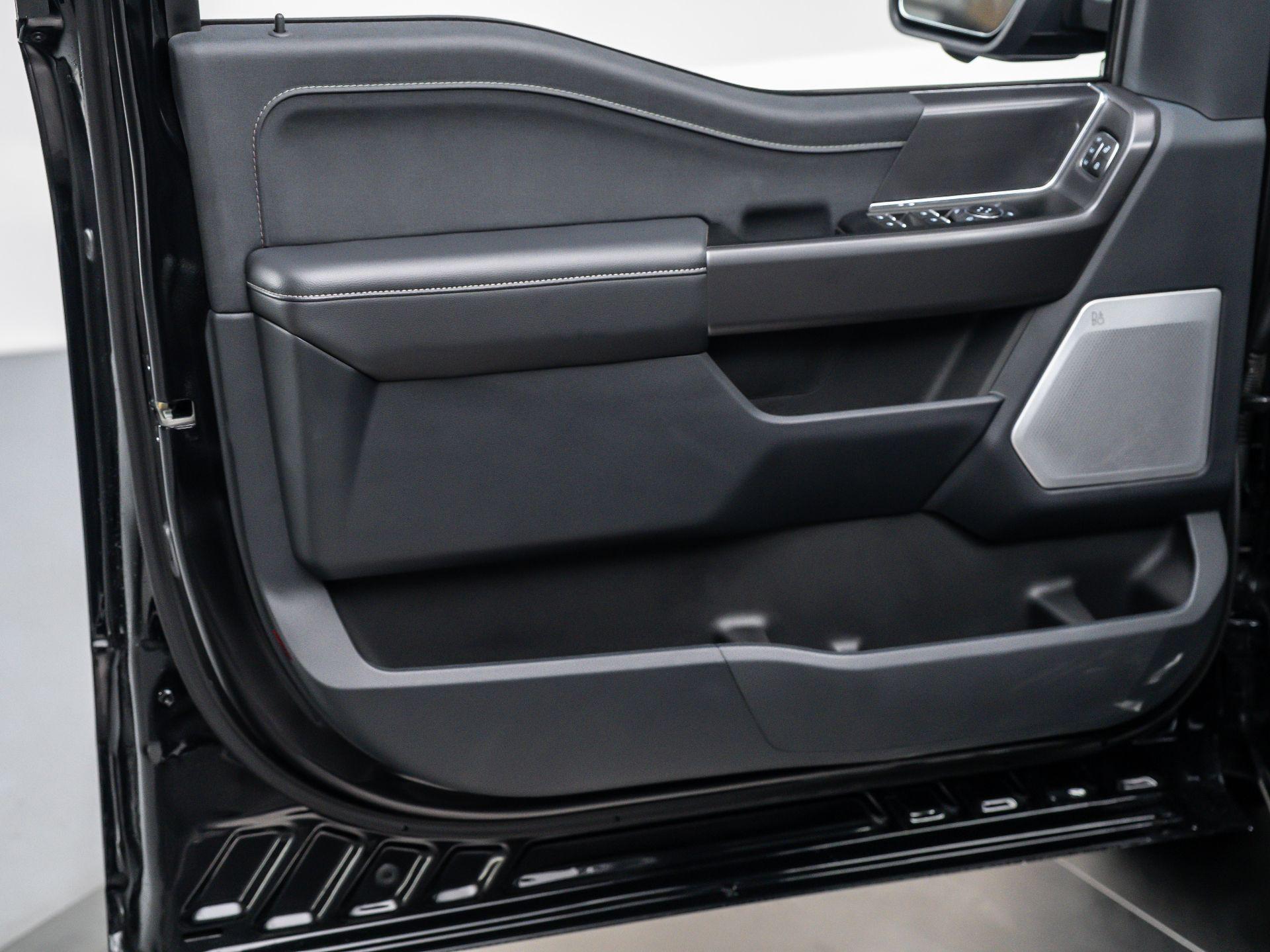 2025 Ford F-150 Lariat - Photo 28