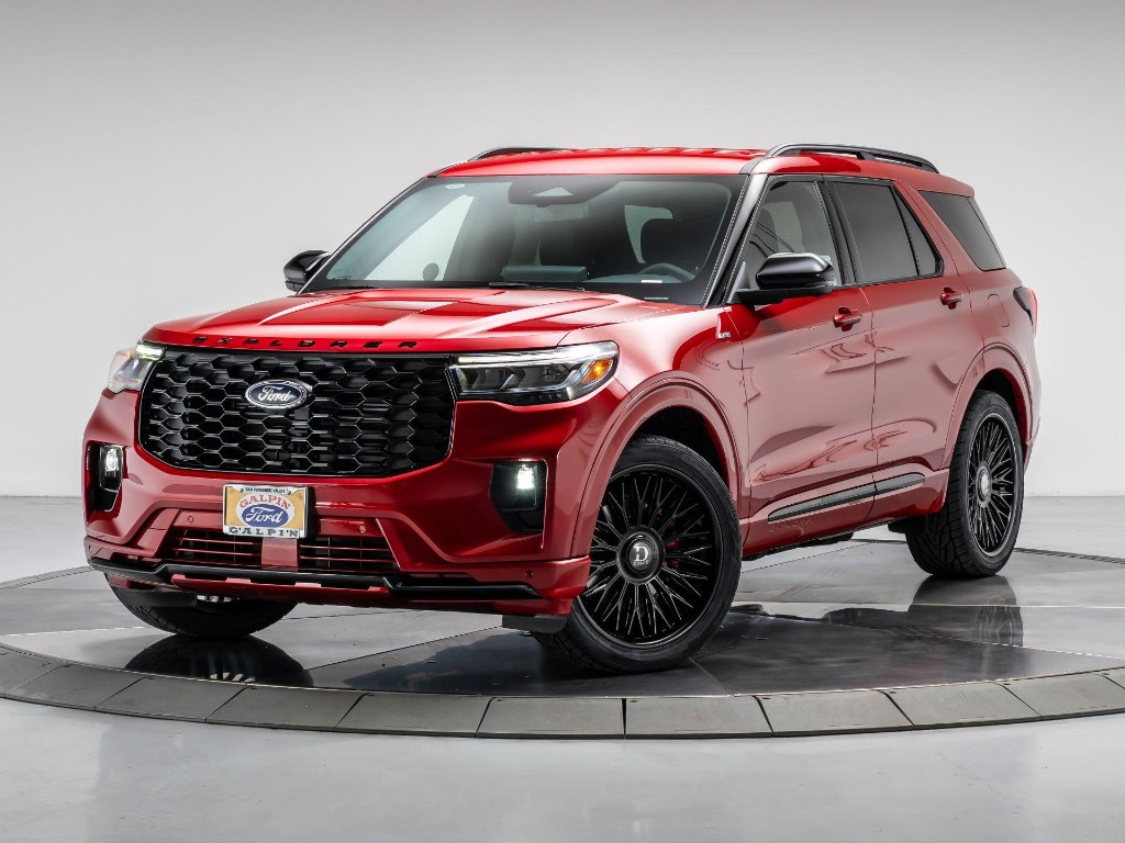 2026 Ford Explorer ST Line