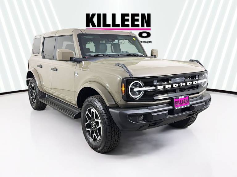 2026 Ford Bronco Outer Banks