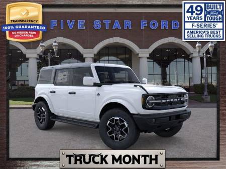 2026 Ford Bronco Outer Banks