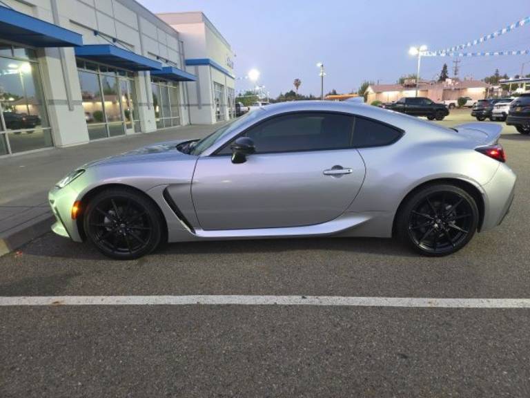 2025 Toyota GR86 Premium