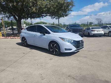 2023 Nissan Versa 1.6 SR