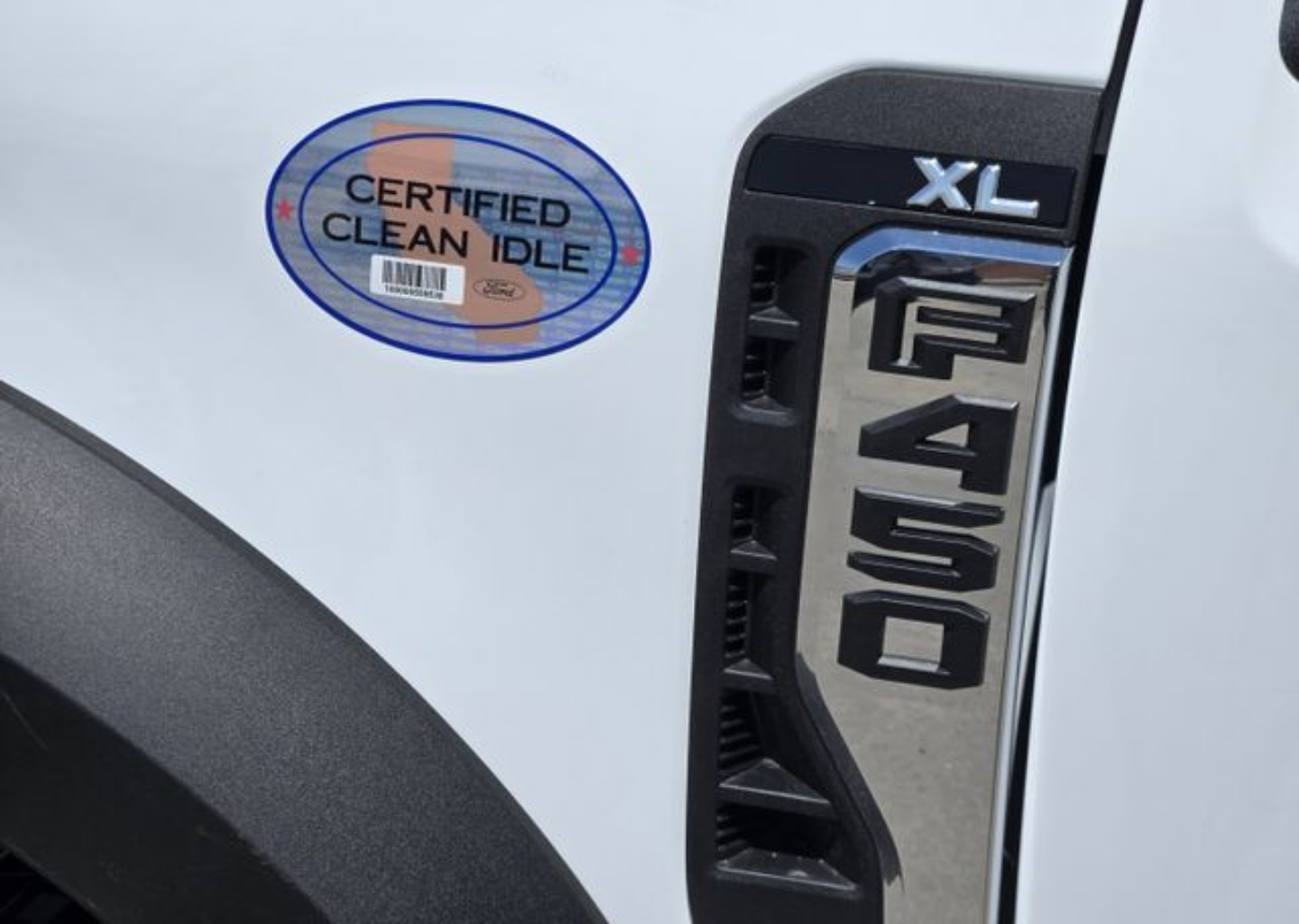 2025 Ford F-450 Super Duty Chassis Cab XL - Photo 9