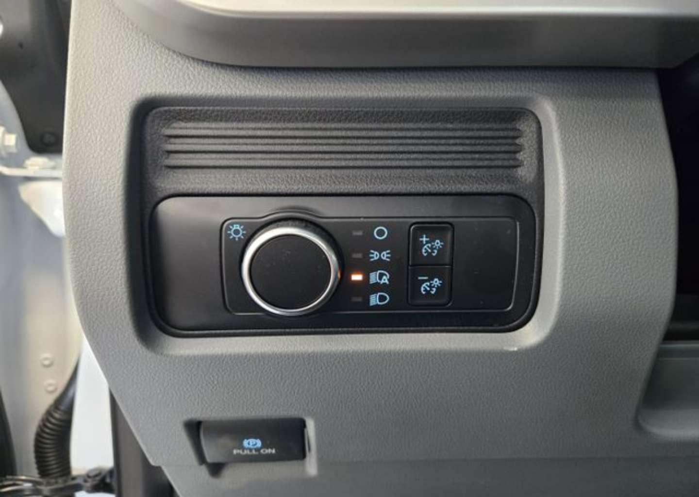 2025 Ford F-450 Super Duty Chassis Cab XL - Photo 16