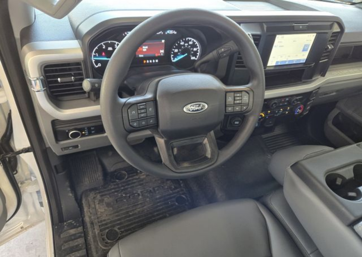 2025 Ford F-450 Super Duty Chassis Cab XL - Photo 22