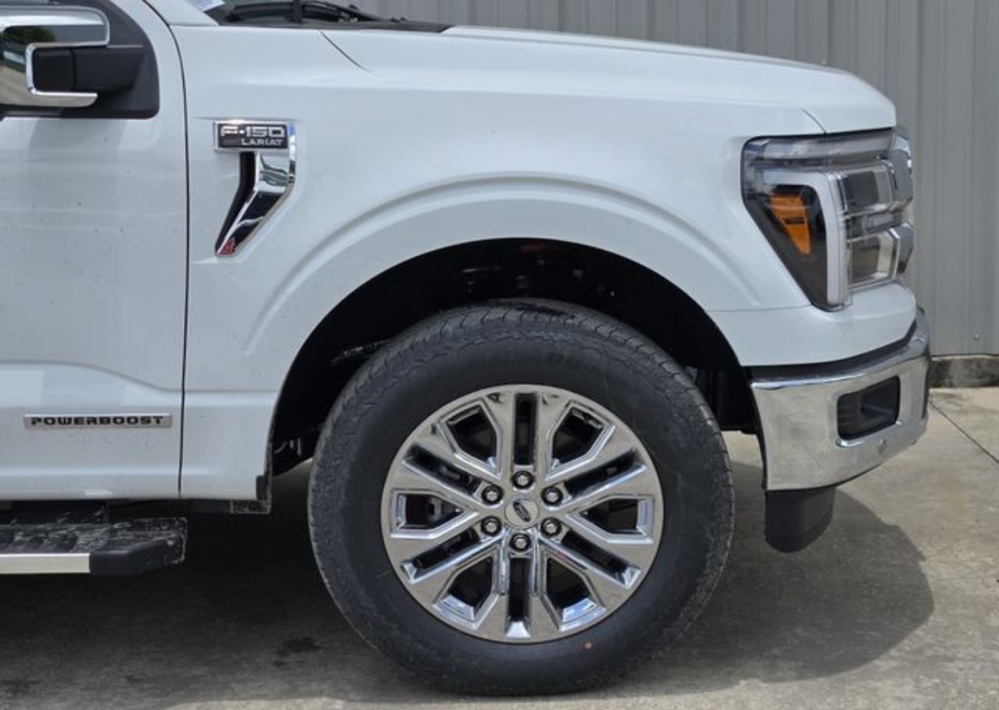 2025 Ford F-150 Lariat - Photo 8