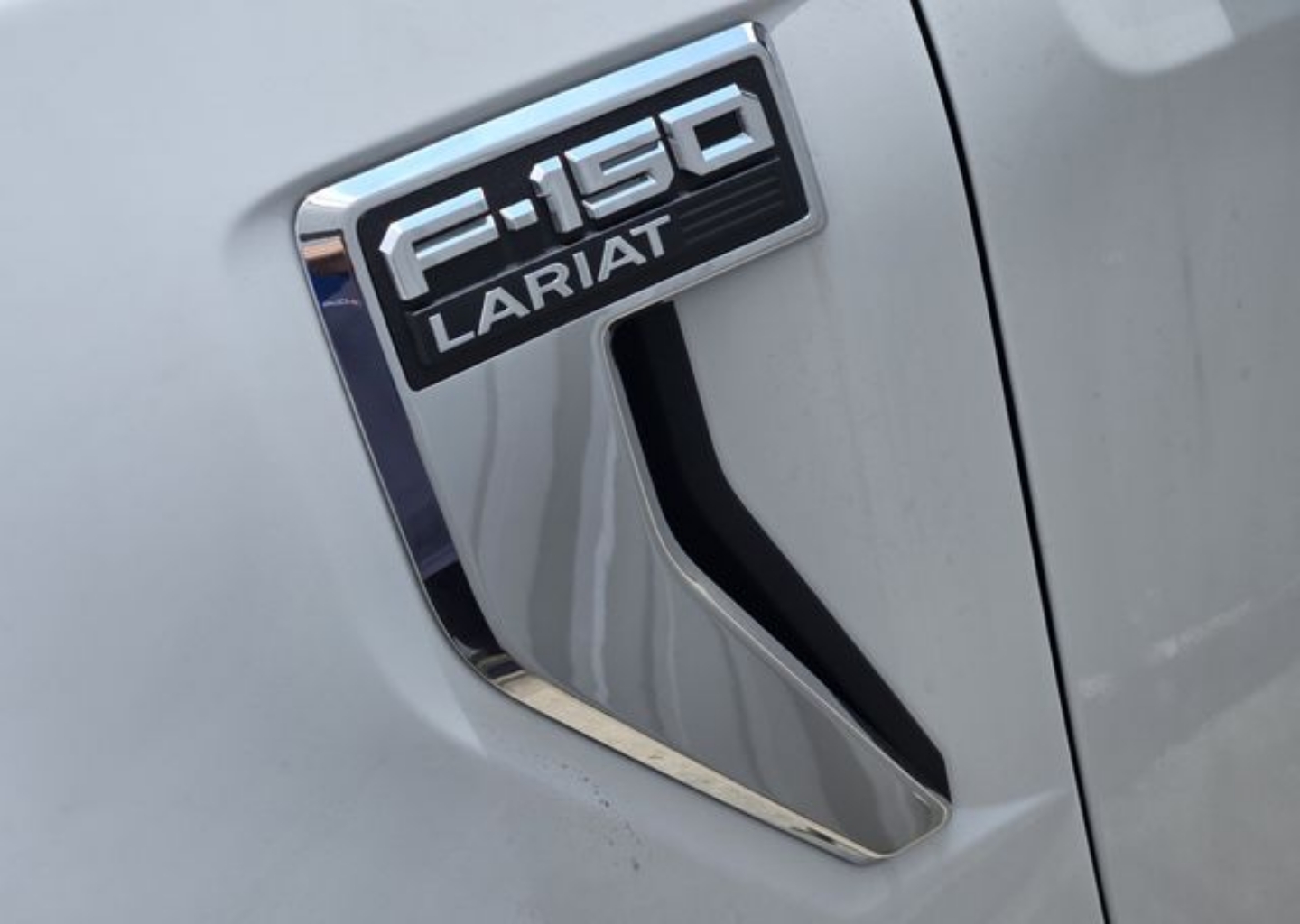 2025 Ford F-150 Lariat - Photo 9