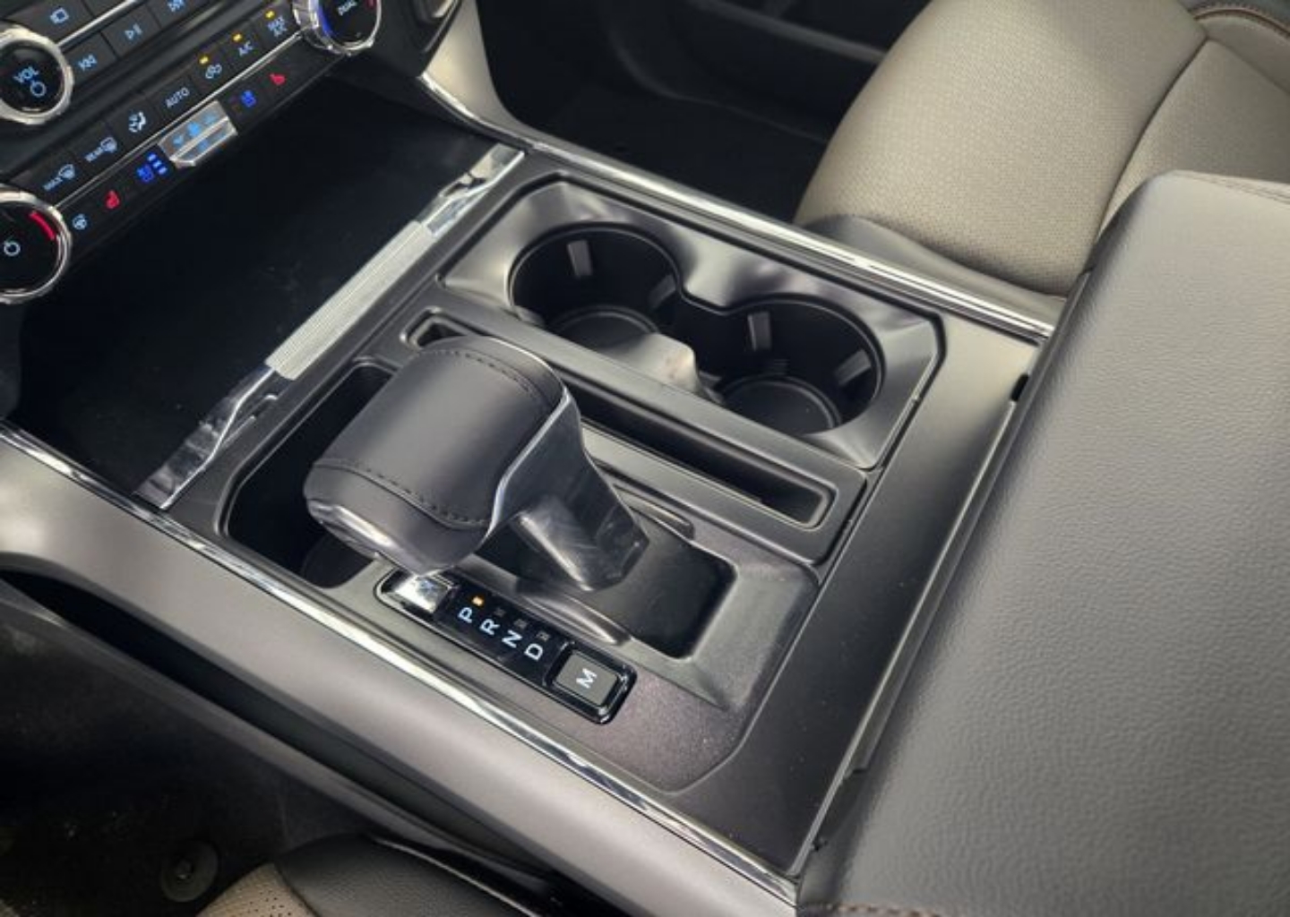 2025 Ford F-150 Lariat - Photo 16