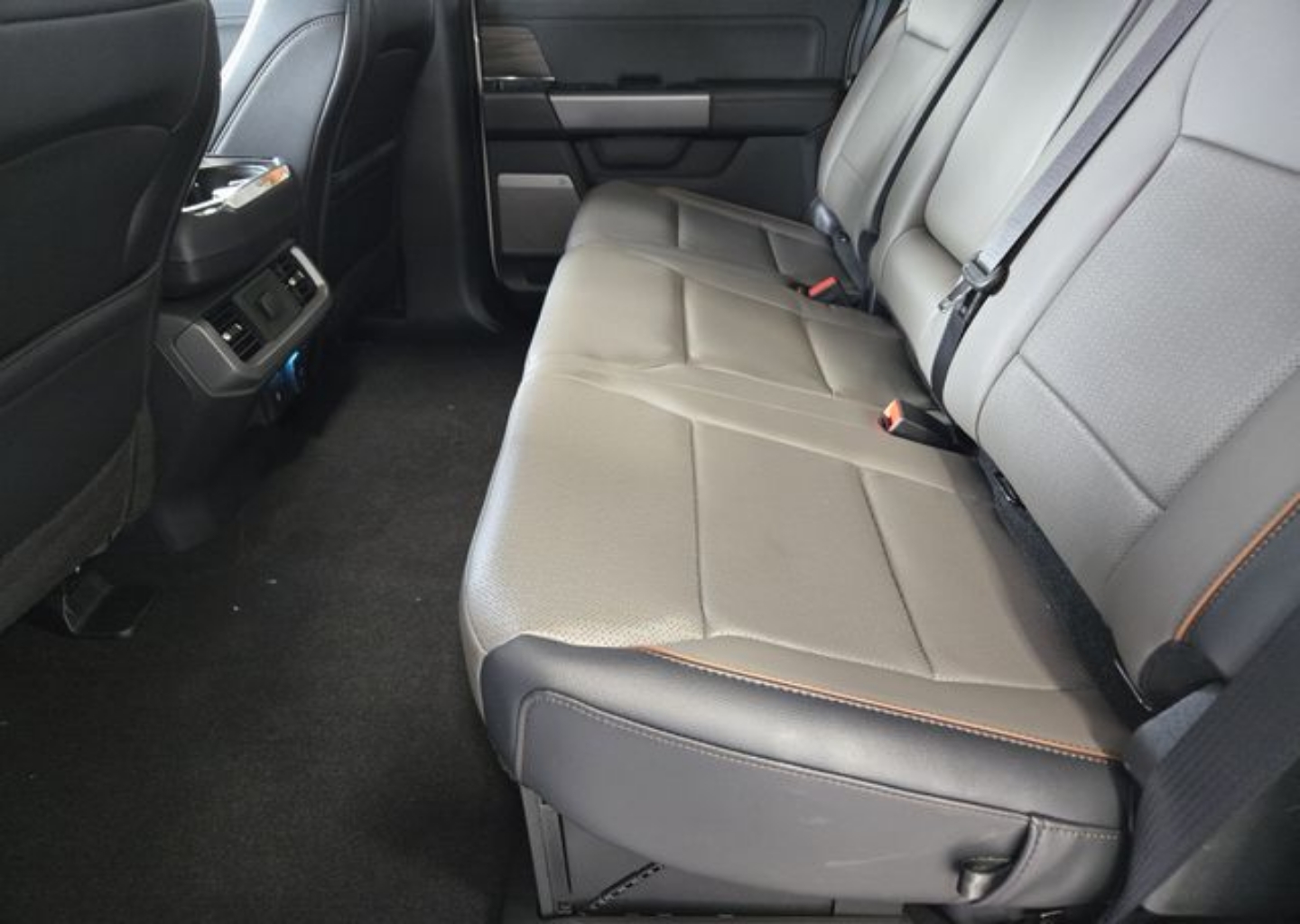 2025 Ford F-150 Lariat - Photo 21