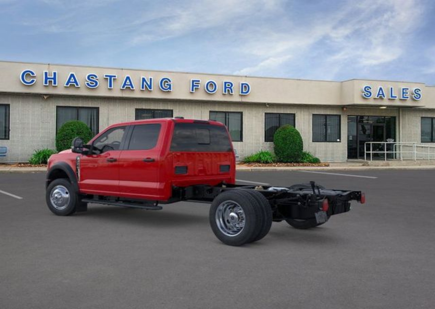 2025 Ford F-550 Super Duty Chassis Cab XL - Photo 7