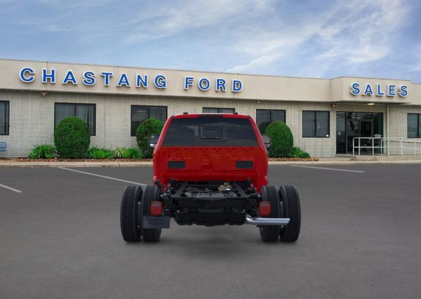 2025 Ford F-550 Super Duty Chassis Cab XL - Photo 8