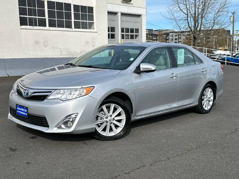 2012 Toyota Camry Hybrid XLE