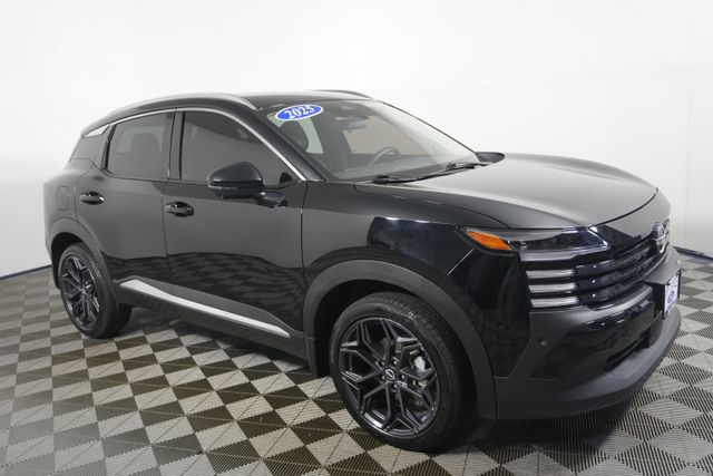 2025 Nissan Kicks SR AWD