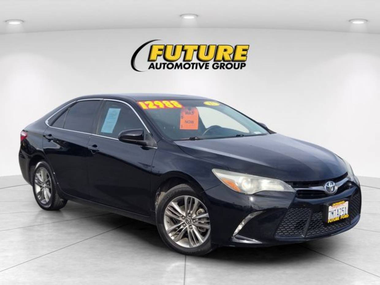 2015 Toyota Camry SE