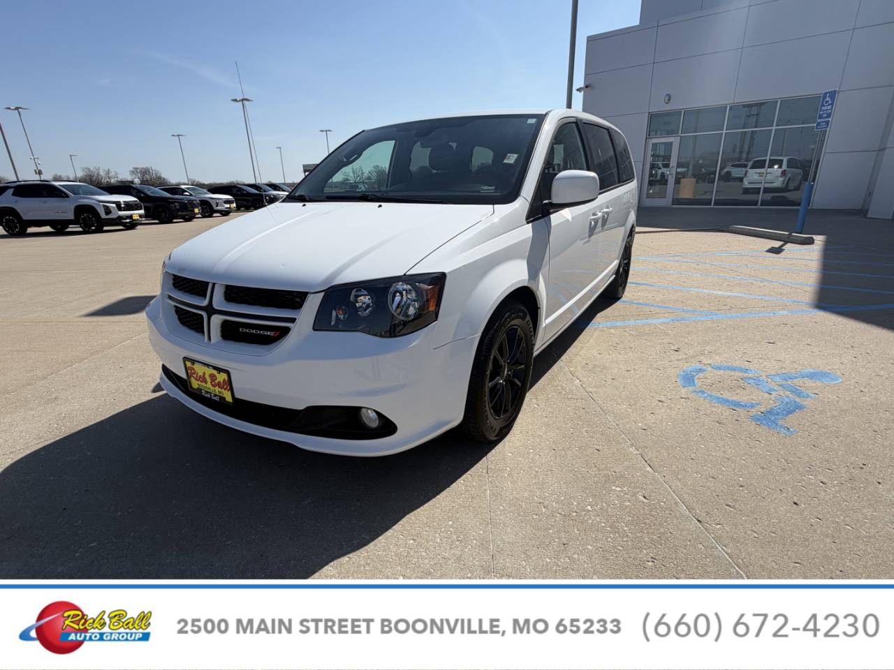 Used 2019 Dodge Grand Caravan GT with VIN 2C4RDGEG7KR764334 for sale in Kansas City