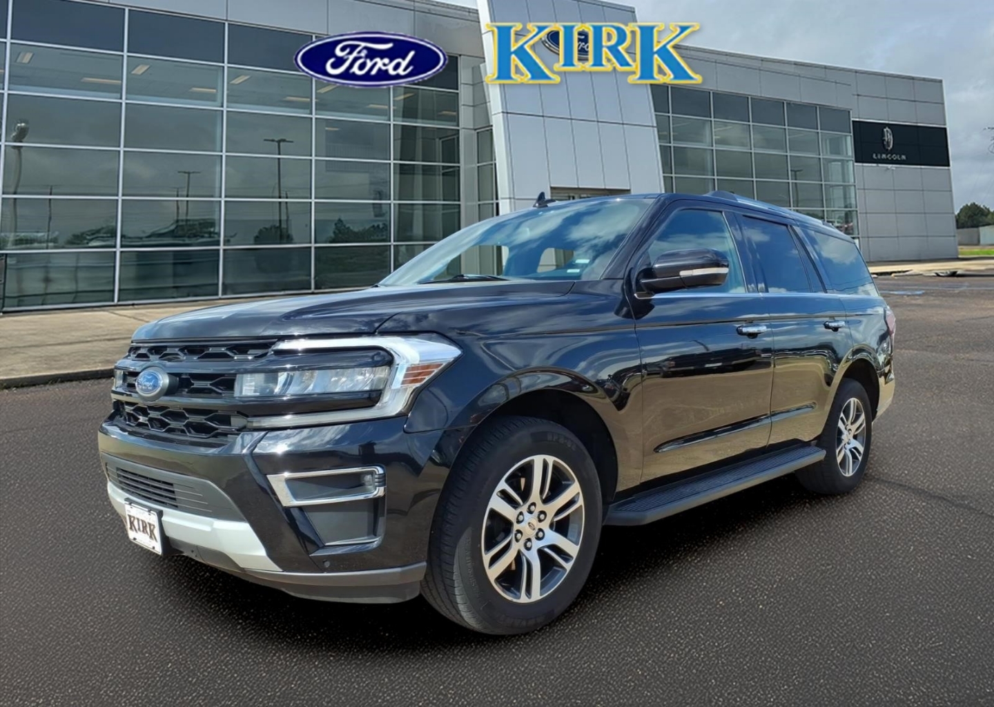 2024 Ford Expedition Limited 4X4's photo