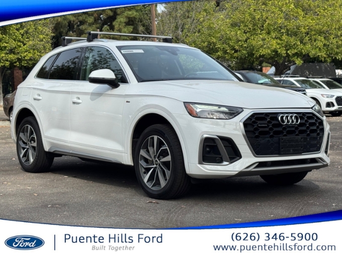 2023 Audi Q5 45 Premium Plus's photo