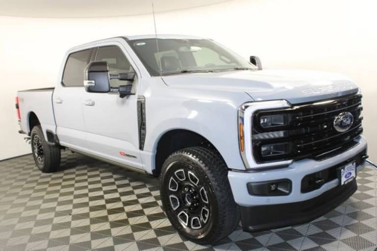 2026 Ford Super Duty F-350 SRW Platinum