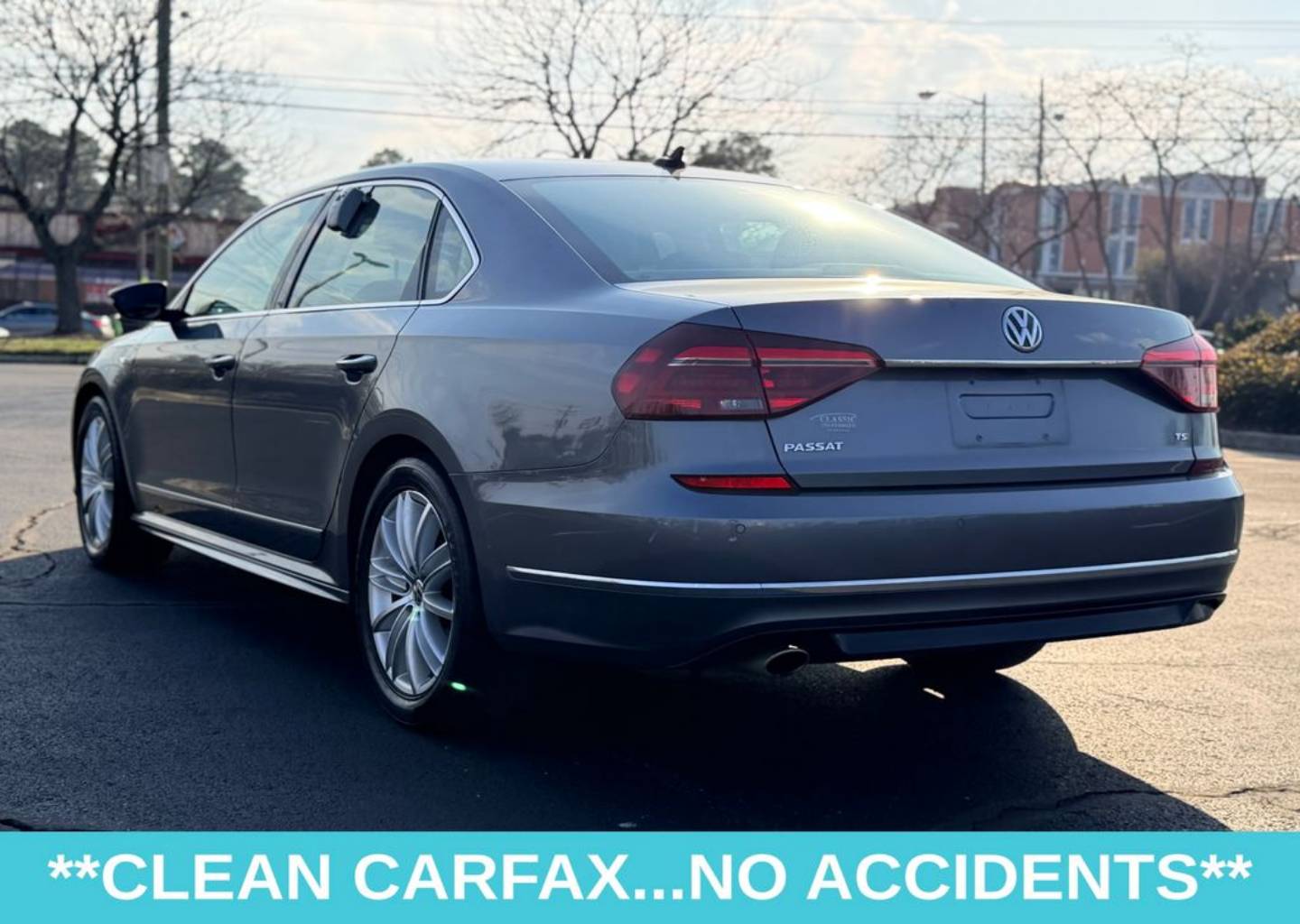 2019 Volkswagen Passat SE R-Line - Photo 6