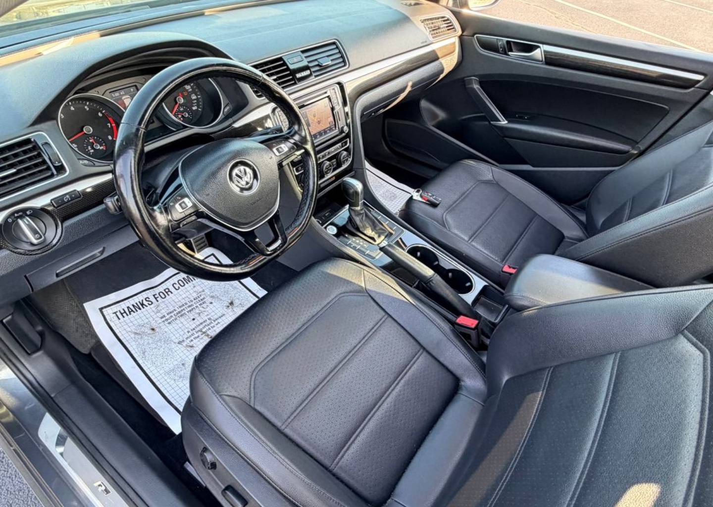 2019 Volkswagen Passat SE R-Line - Photo 18