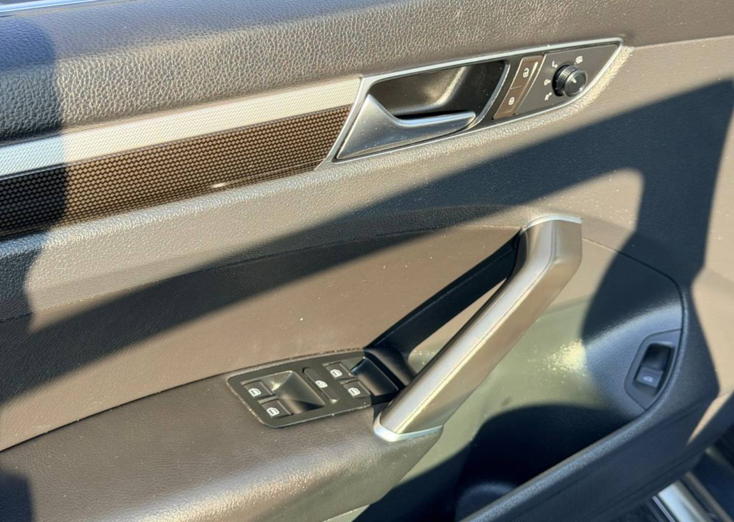 2019 Volkswagen Passat SE R-Line - Photo 20