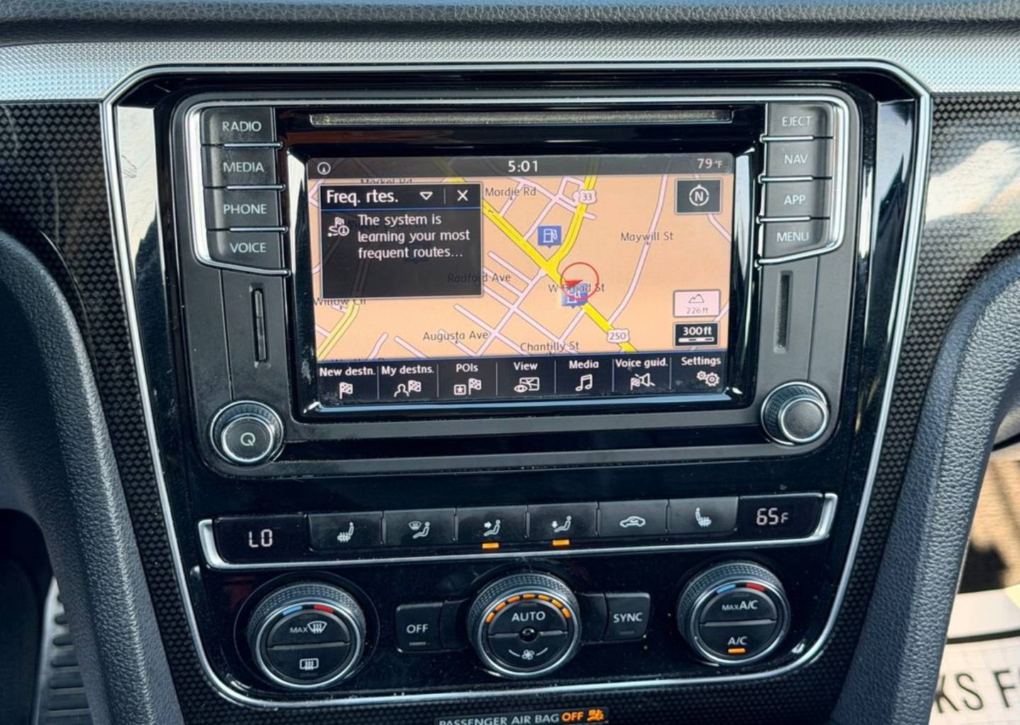 2019 Volkswagen Passat SE R-Line - Photo 29