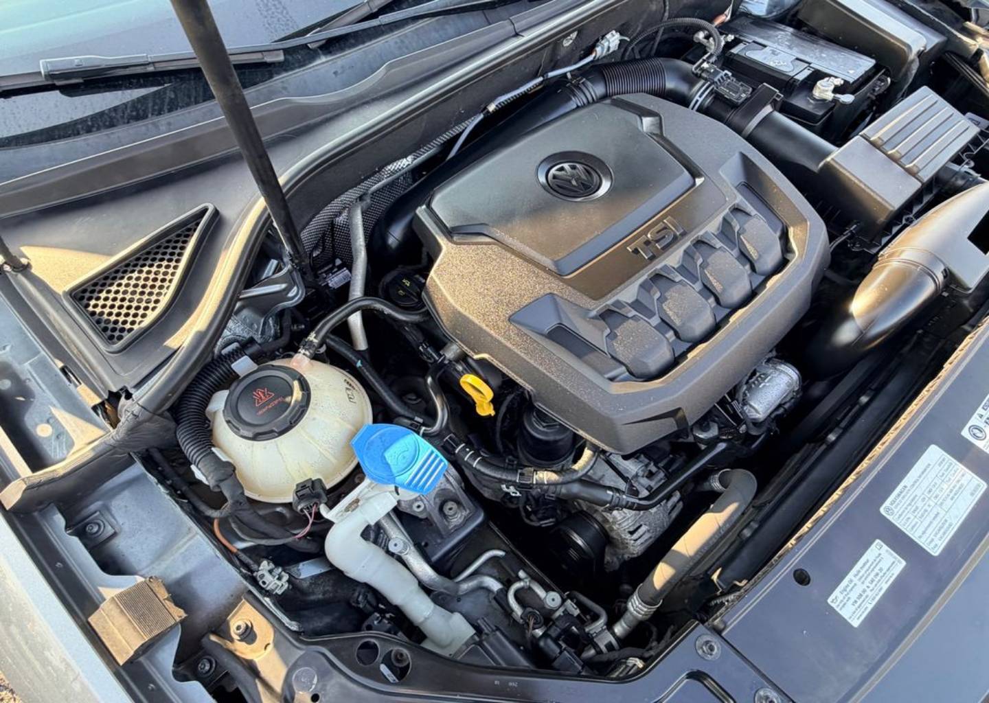 2019 Volkswagen Passat SE R-Line - Photo 35