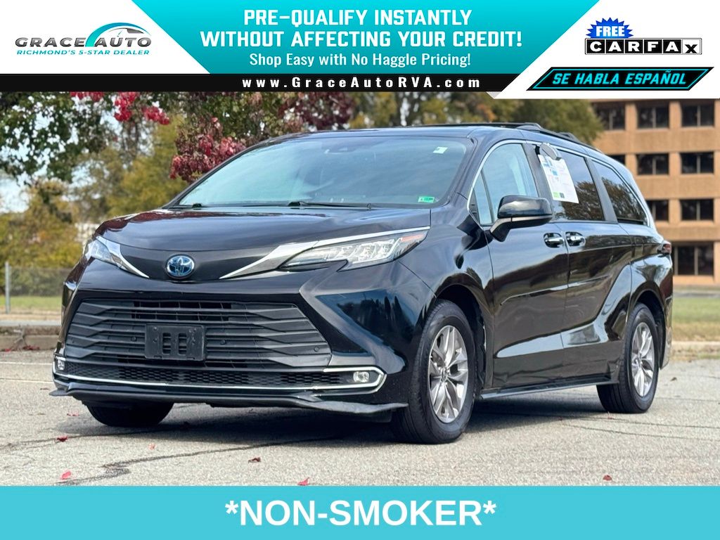 Used 2021 Toyota Sienna XLE