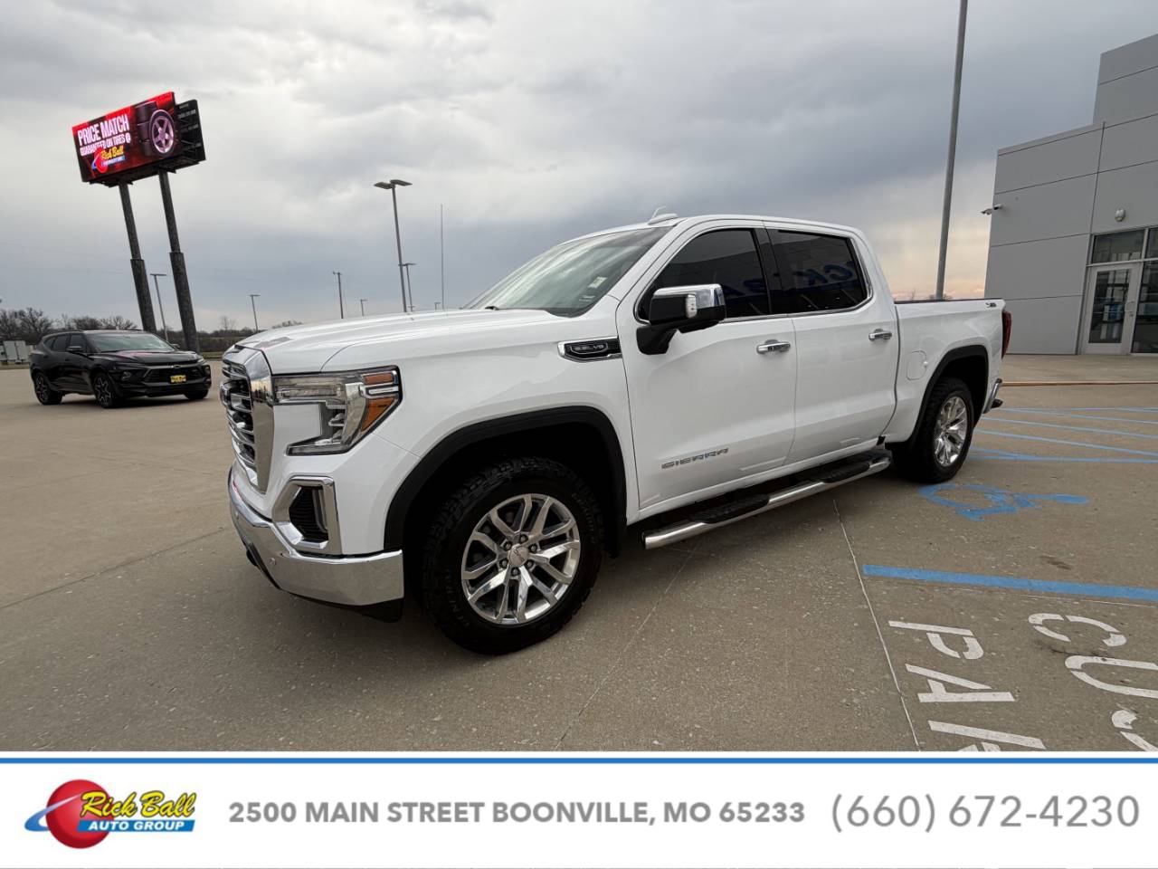 Used 2019 GMC Sierra 1500 SLT with VIN 3GTU9DED3KG205725 for sale in Kansas City