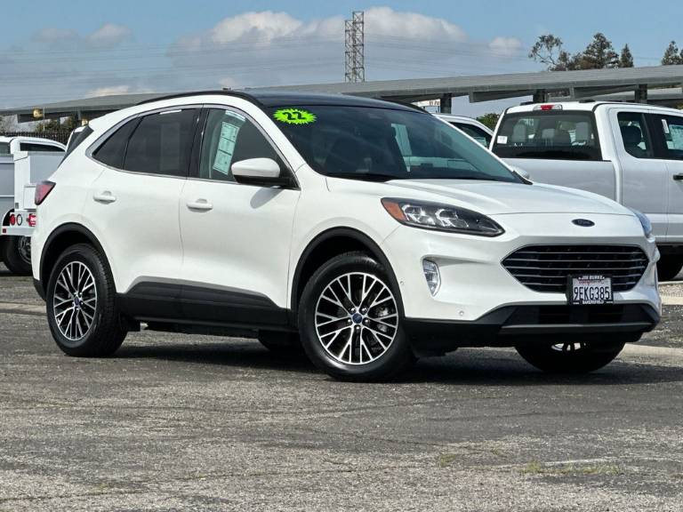 2022 Ford Escape Plug-In Hybrid Titanium