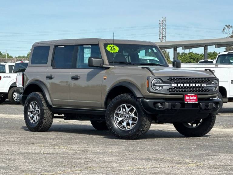 2025 Ford Bronco Badlands