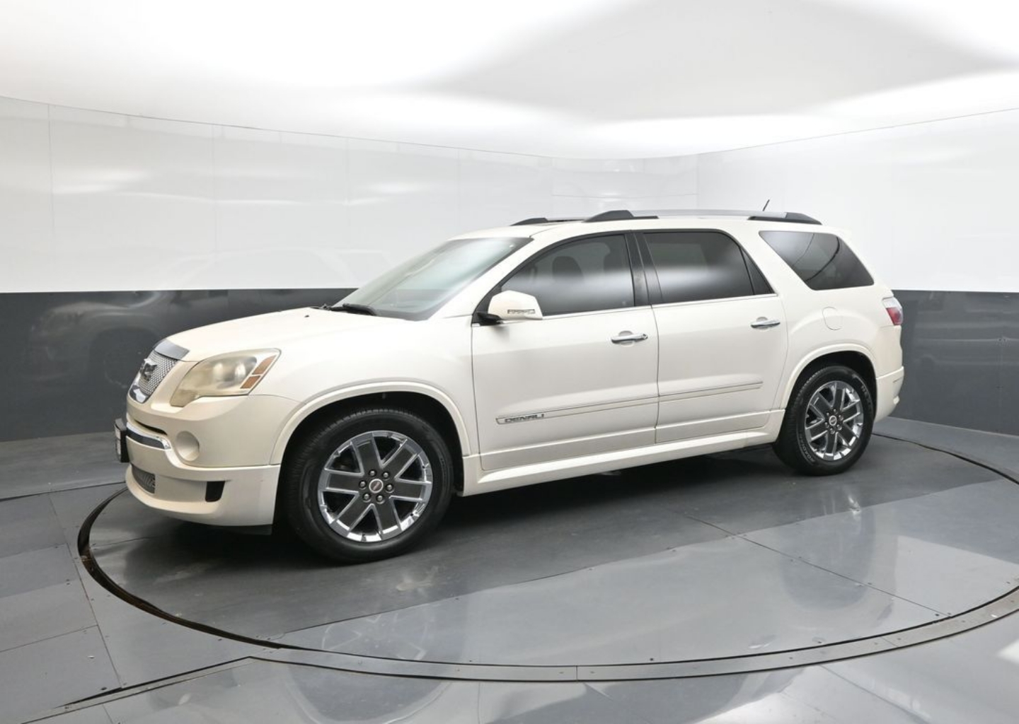 2011 GMC Acadia Denali
