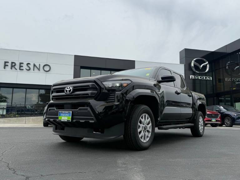2026 Toyota Tacoma SR
