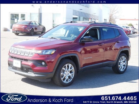 2022 Jeep Compass Latitude LUX