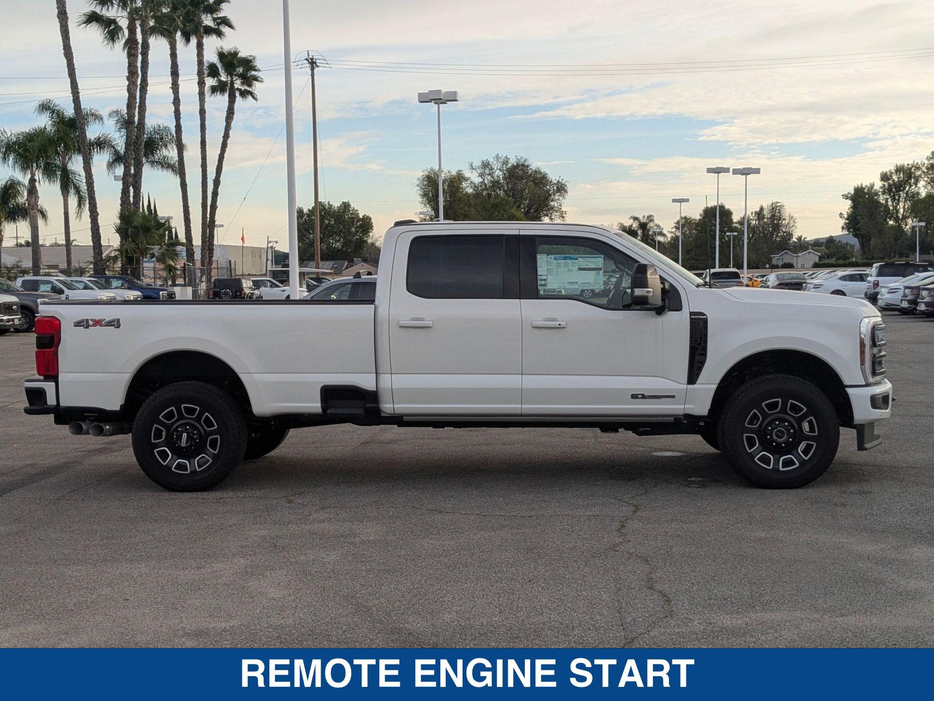 2025 Ford F-250 Super Duty Platinum - Photo 6