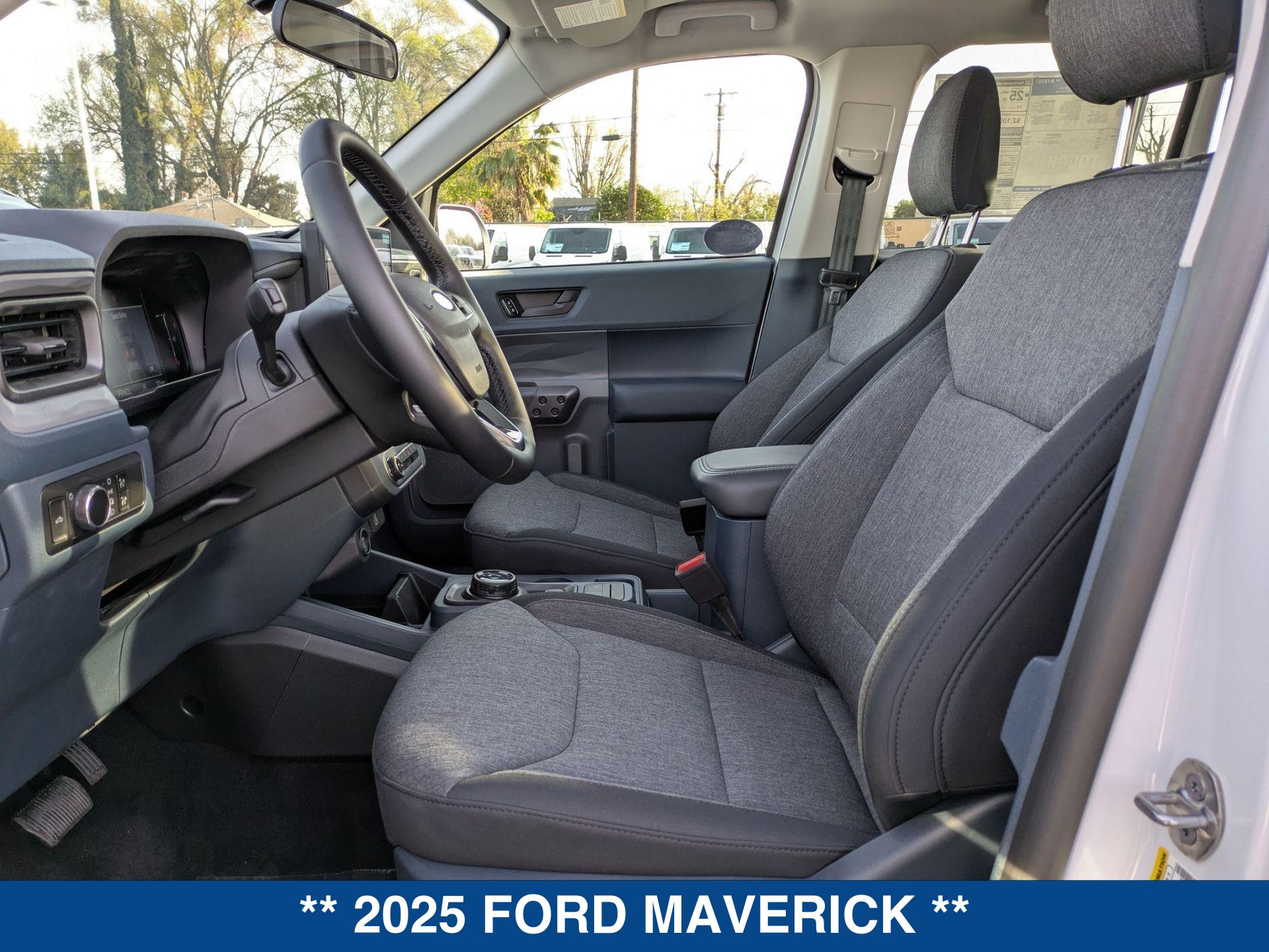 2025 Ford Maverick XLT - Photo 10