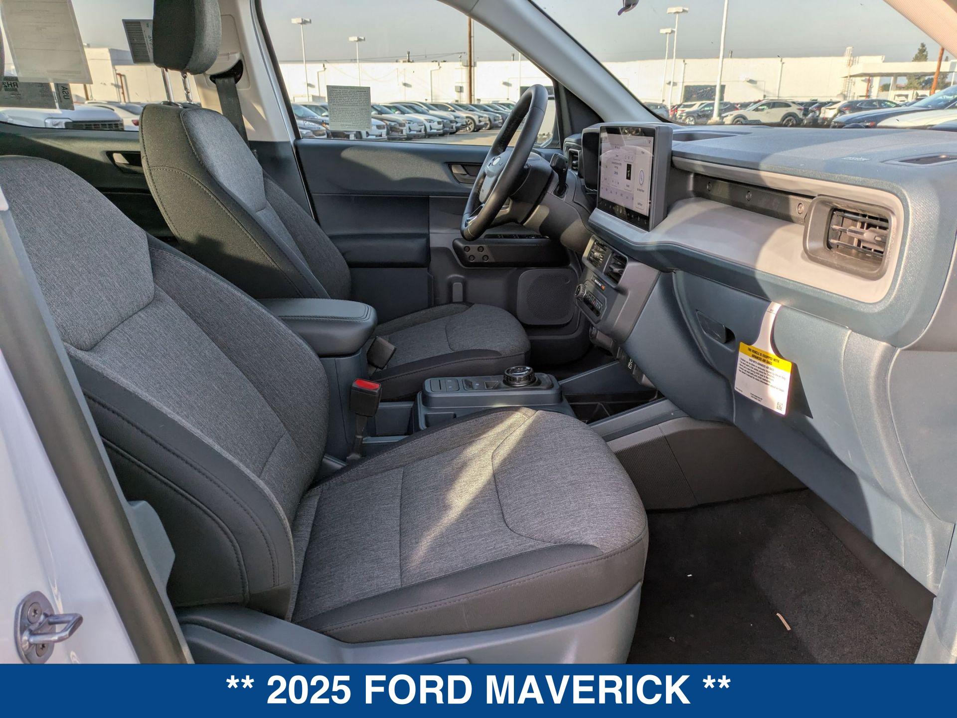 2025 Ford Maverick XLT - Photo 24
