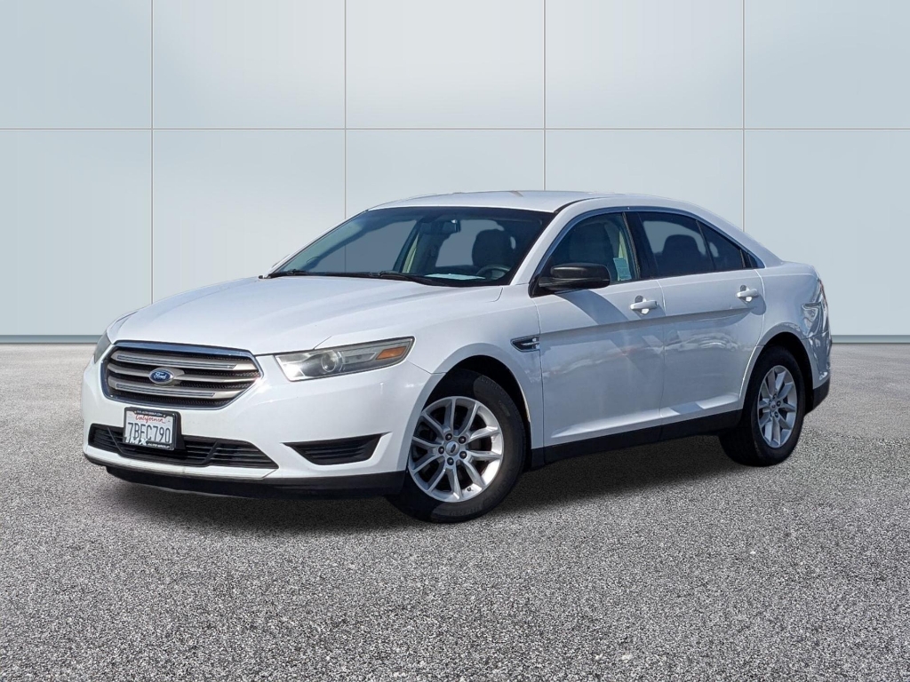 2014 Ford Taurus SE