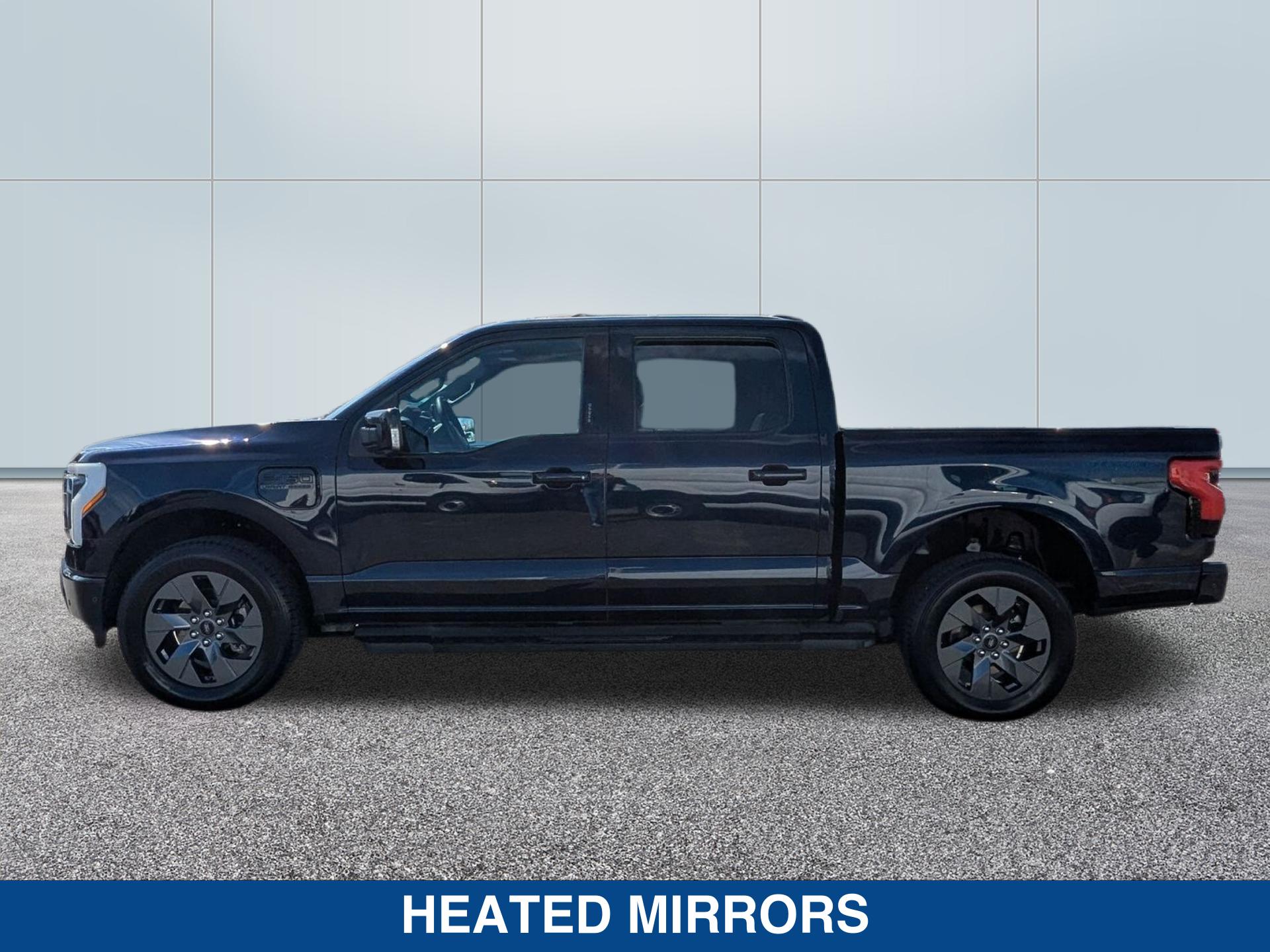 Used 2022 Ford F-150 Lightning Lariat with VIN 1FTVW1EL8NWG15266 for sale in Los Angeles, CA