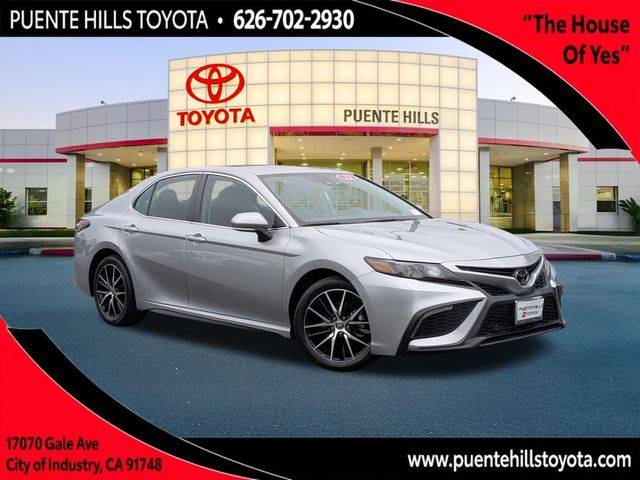 2023 Toyota Camry SE