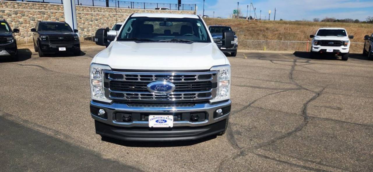 Used 2023 Ford F-350 Super Duty XLT with VIN 1FT8W3BN0PEC38651 for sale in North Branch, Minnesota