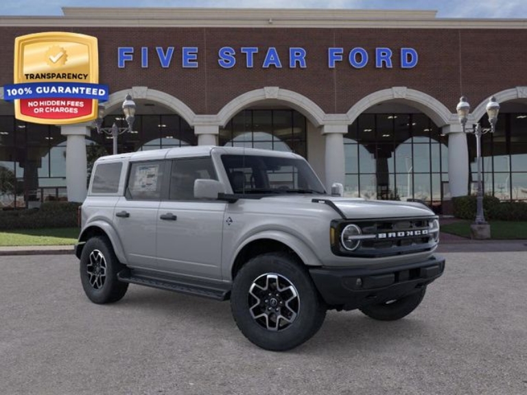 2026 Ford Bronco Outer Banks