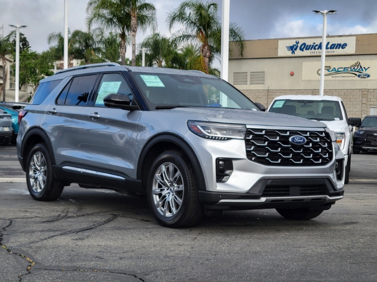 2025 Ford Explorer Platinum