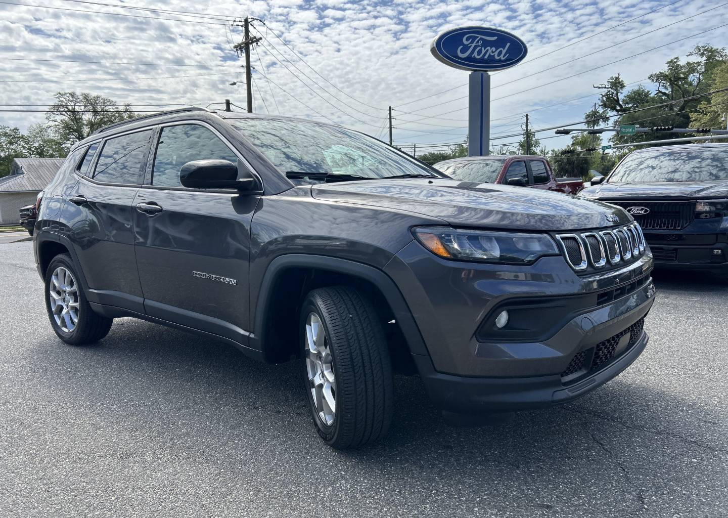 2022 Jeep Compass Latitude Lux 4X4's photo