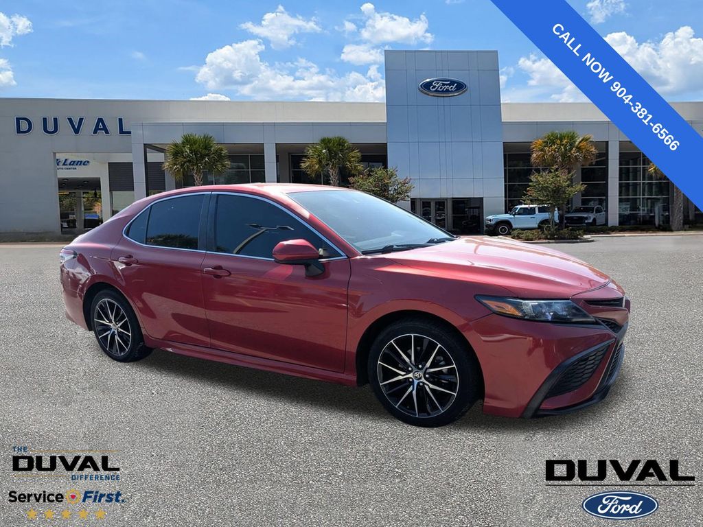 2021 Toyota Camry SE