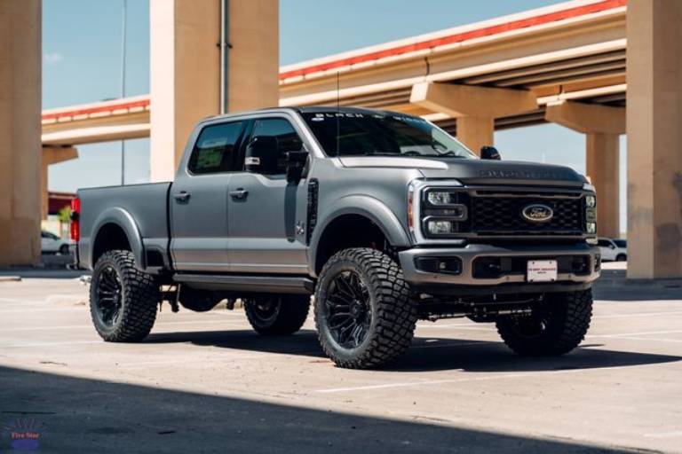 2026 Ford F-250SD Black Widow